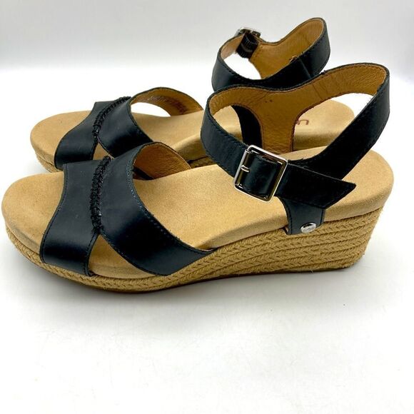UGG Berryessa Black Leather Espadrille Wedge Sandals Size 8 - Picture 1 of 8